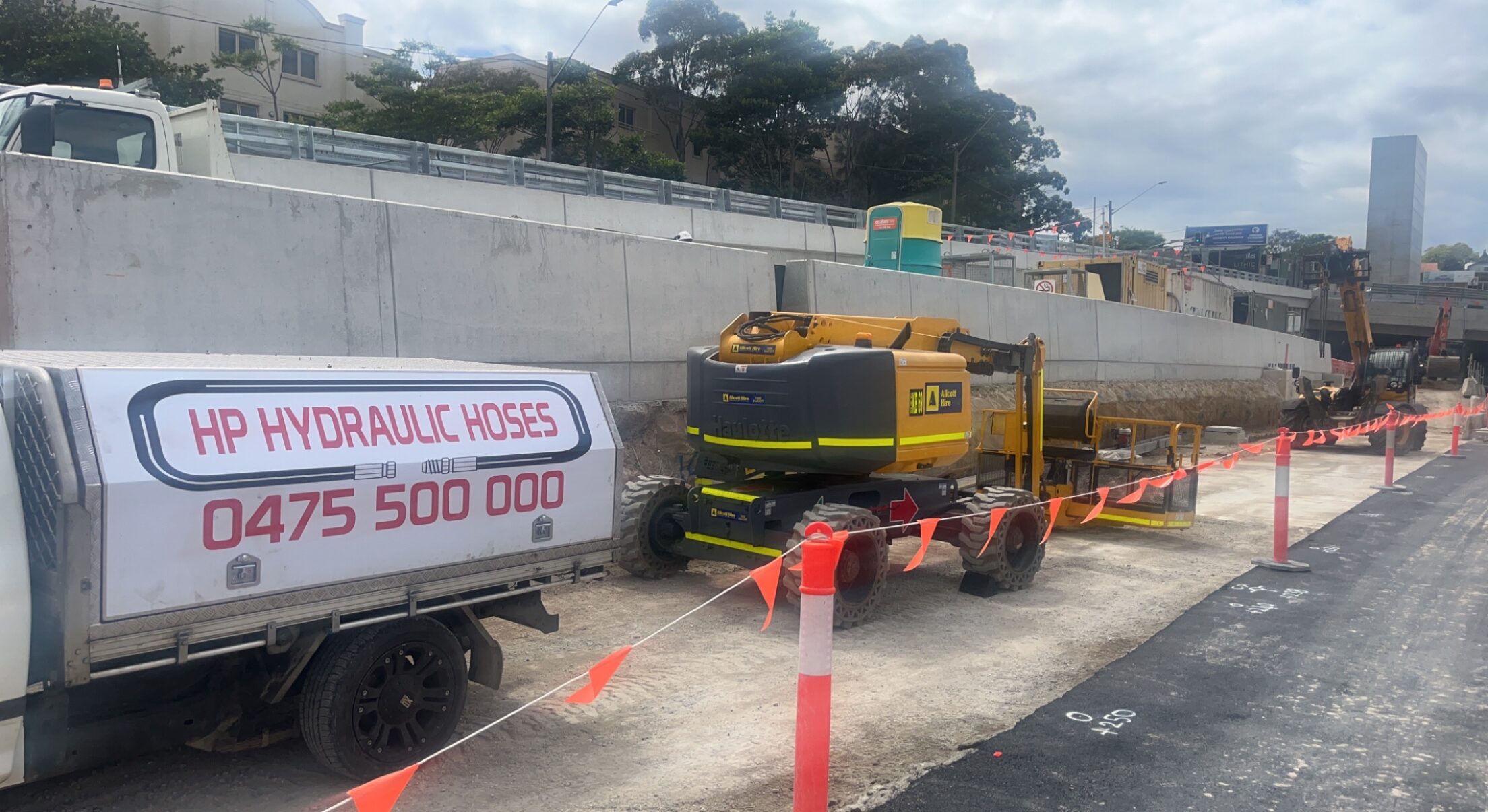 Mobile vs Workshop Hydraulic Hose Repair Sydney: Which is Best?